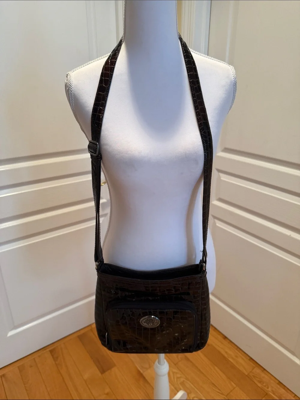 Brighton Vintage chocolate brown glossy Croc-Embossed Leather Messenger Bag